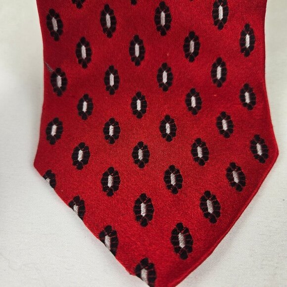 Fratelli Moda 100% Silk Men's Tie Black Cream Pattern on Red Background - Picture 4 of 8